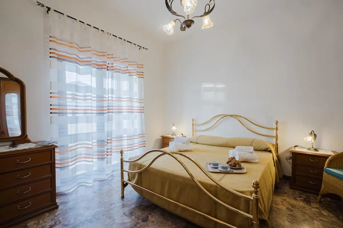 Affittasardegna- Portico Delle Rose Apartment Castelsardo