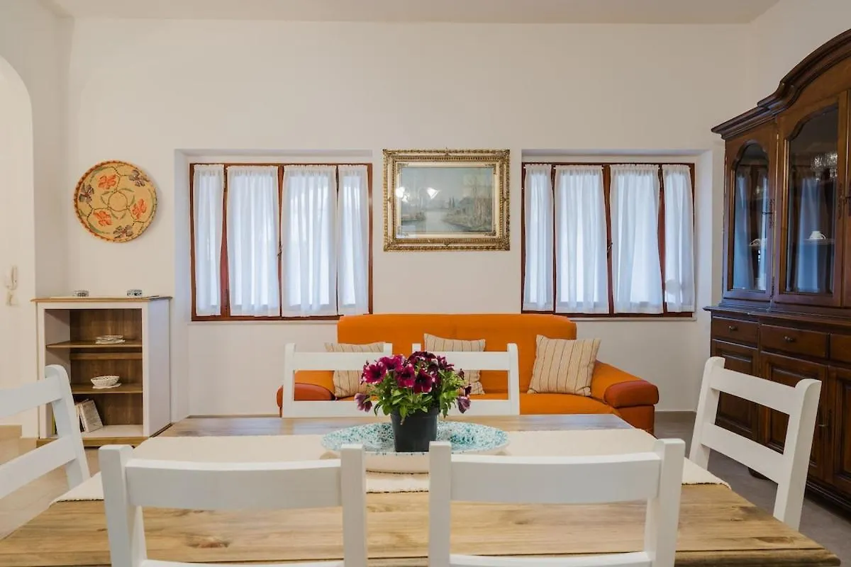 Affittasardegna- Portico Delle Rose Apartment Castelsardo