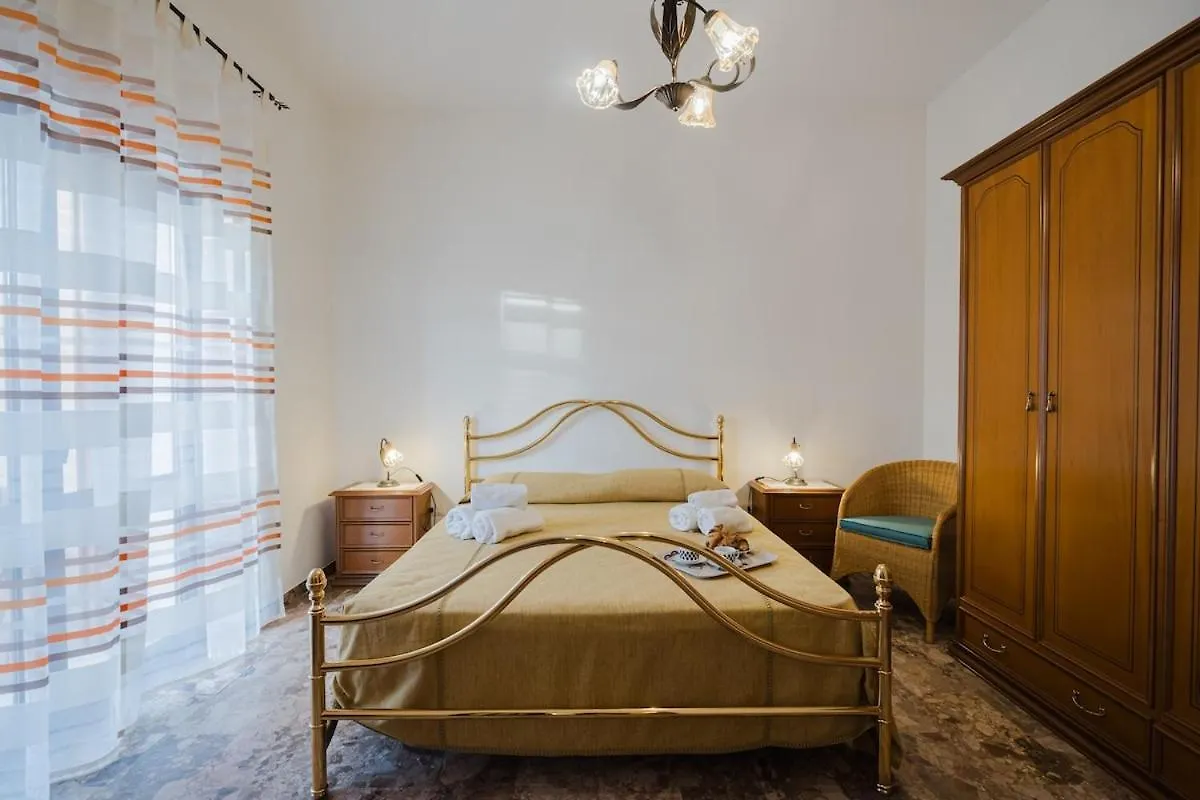 Affittasardegna- Portico Delle Rose Apartment Castelsardo